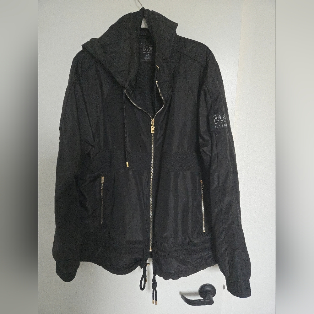 P.E NATION BLACK MAN DOWN JACKET
